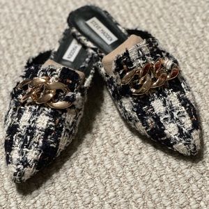 Steve Madden tweed mules with gold tone chain hardware.